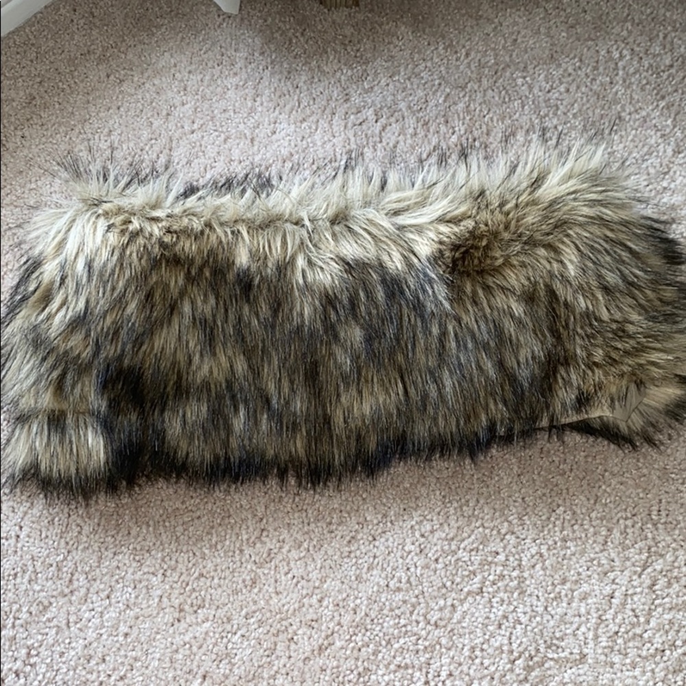 Michael Kors faux fur collar